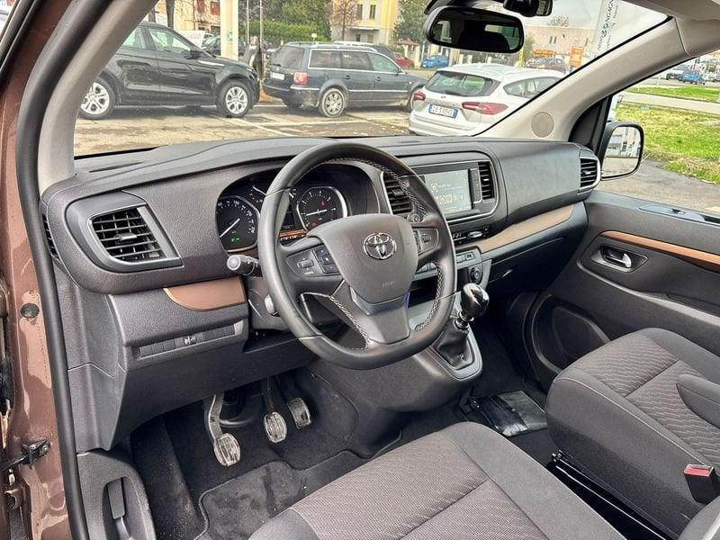 Toyota Proace Verso 2.0D 144Cv M/T L2 Executive 8 p.