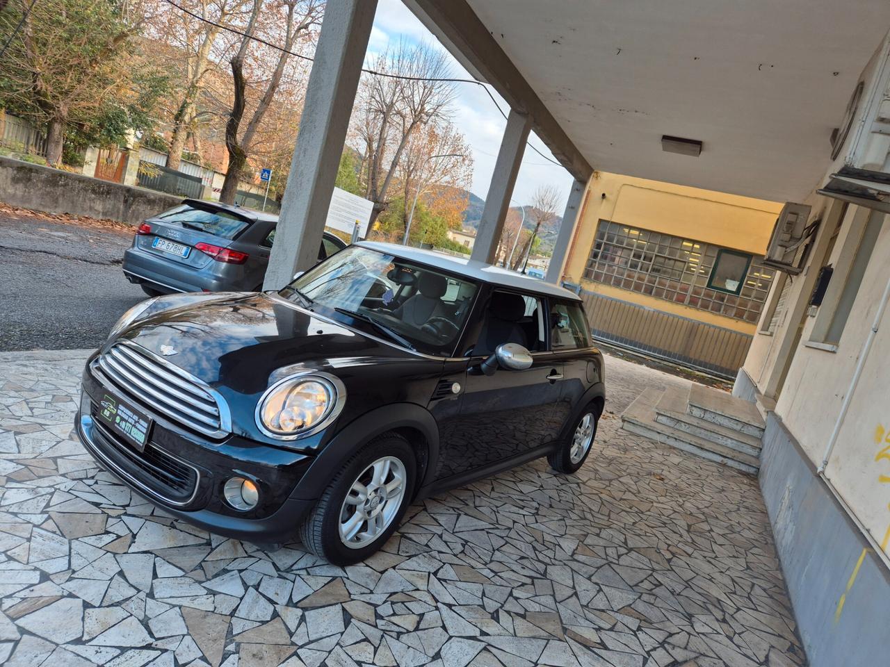 Mini Cooper 16V One (55kW) Neopatentati- 2011