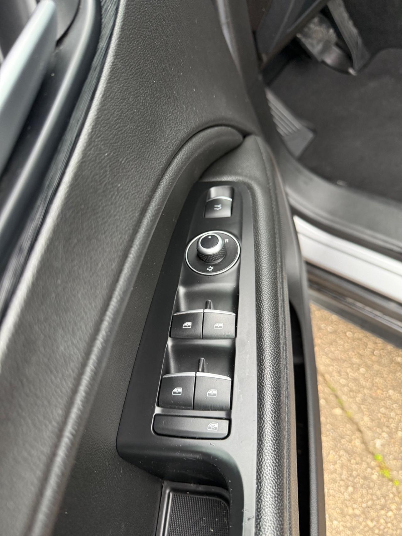 Alfa Romeo Stelvio 2.2 Turbodiesel 160 CV AT8 RWD Business