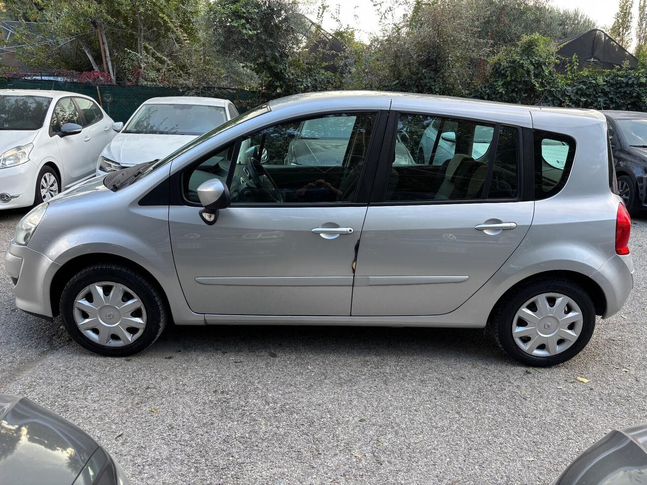 Renault Modus 1.2 16V OK Neopatentati