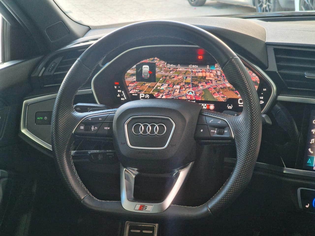 Audi Q3 Sportback 35 TDI S-tronic Identity Black