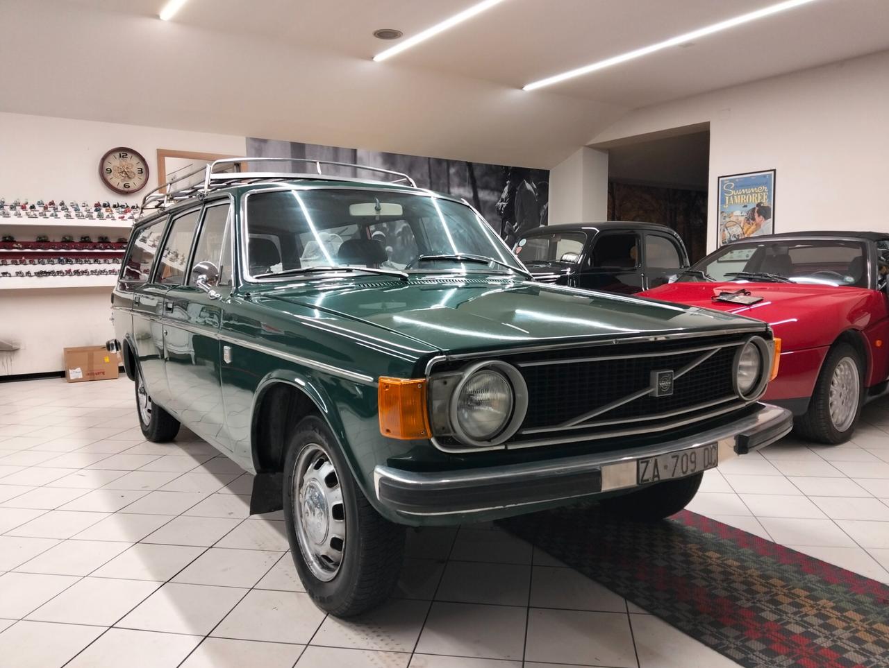 VOLVO 145