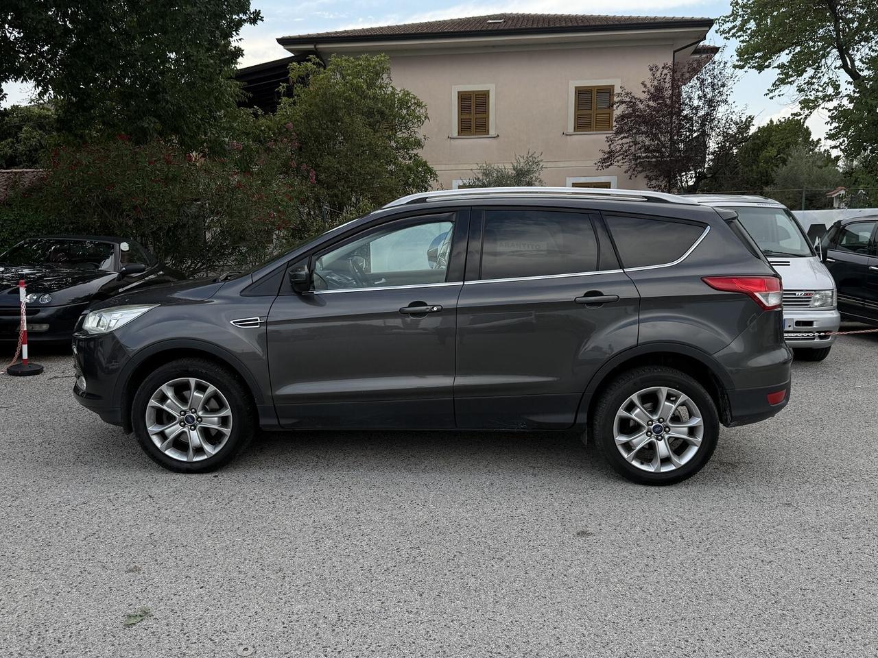 FORD KUGA TDCI NAVI CLIMA ADATTA NEOPATENTATI