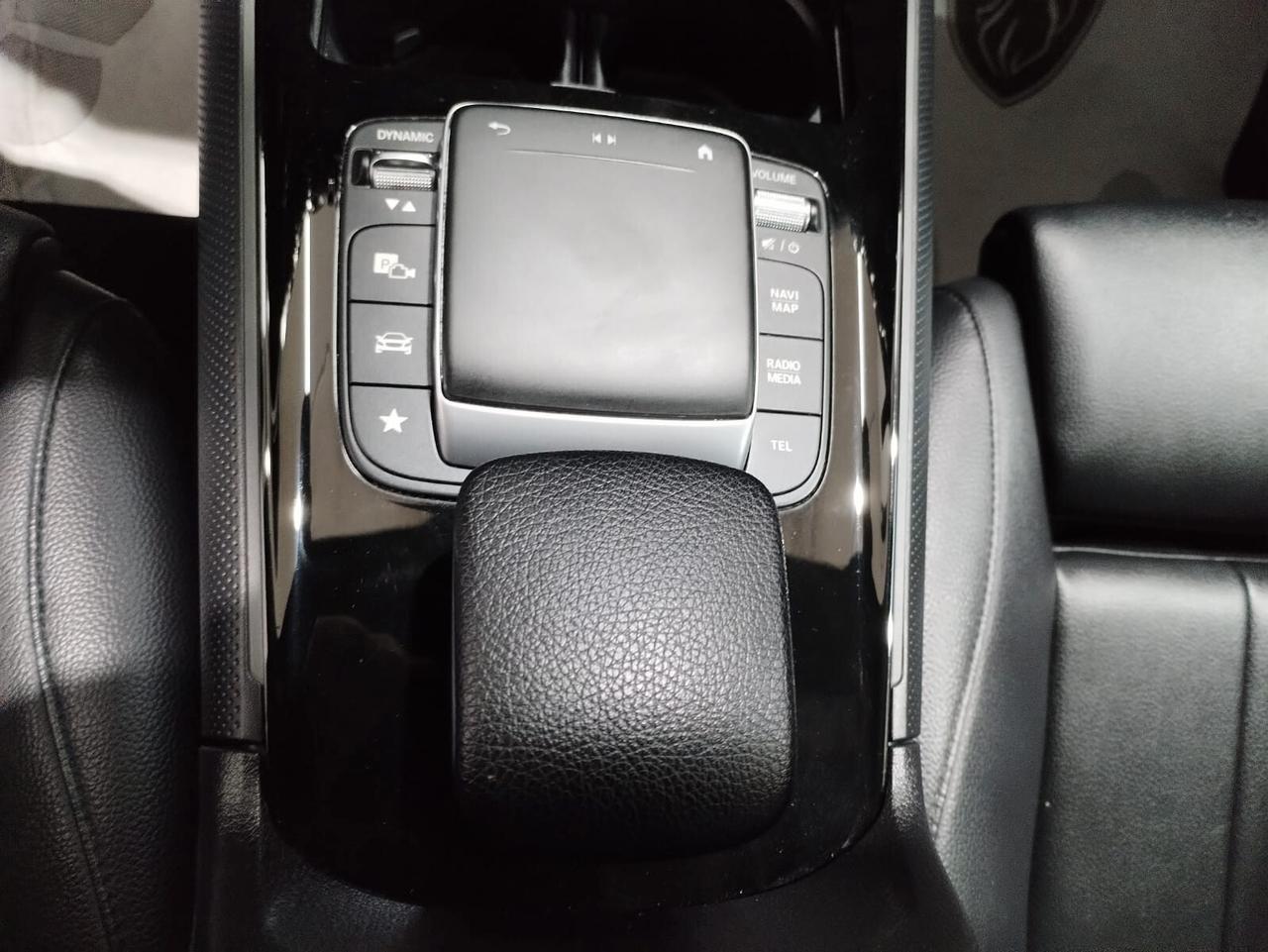 Mercedes-benz GLB 180 d Automatic Business Extra