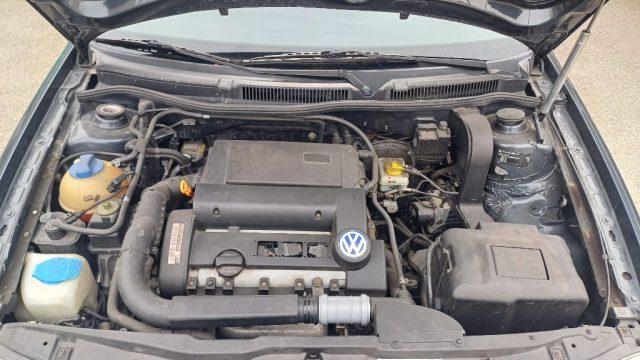 VOLKSWAGEN Golf 1.4 16V cat 3 porte