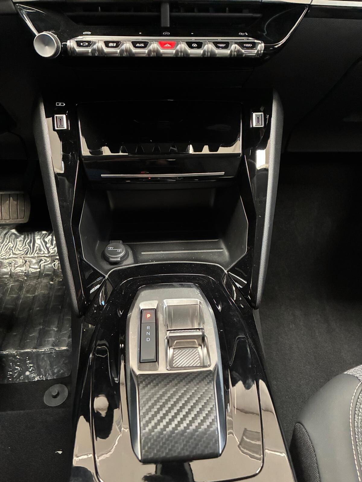 Peugeot 208 Hybrid 145 e-DCS6 Allure