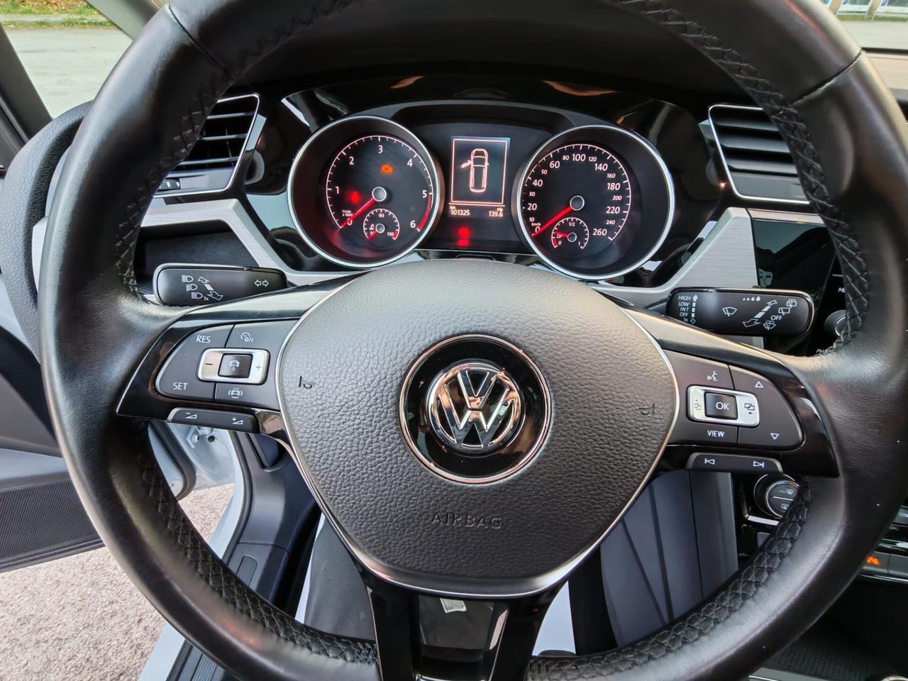 Volkswagen Touran 1.6 TDI 115 CV SCR Business BMT 7 posti