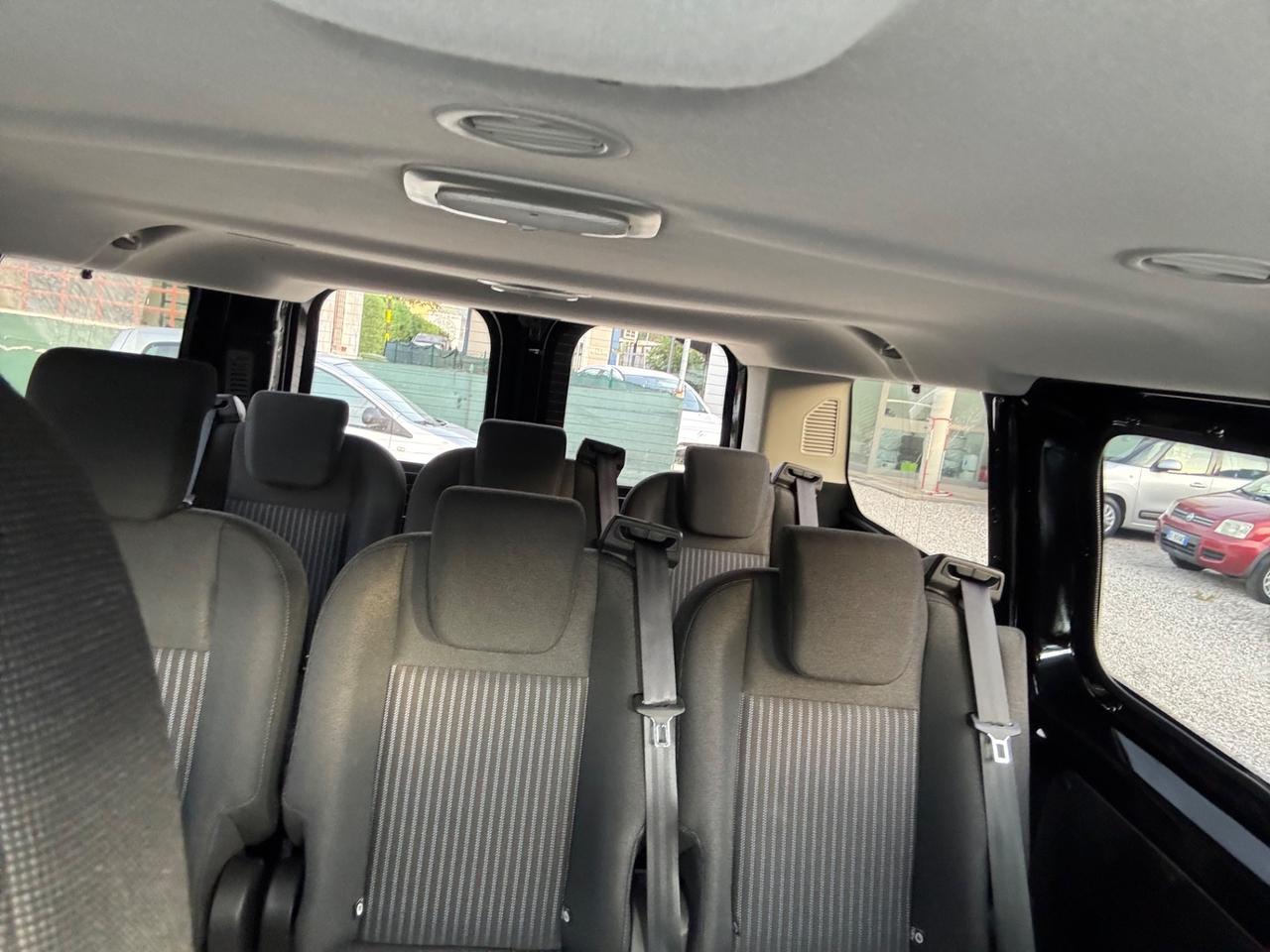 Ford Tourneo Custom Cambio automatico