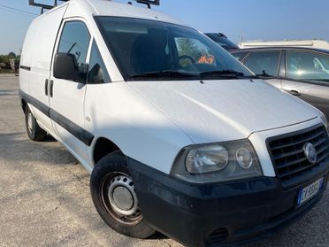Fiat Scudo 1.9D cambio manuale con aria condizionata