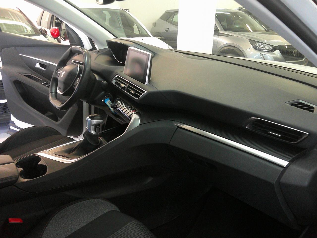 Peugeot 3008 BlueHDi 130 S&S Business