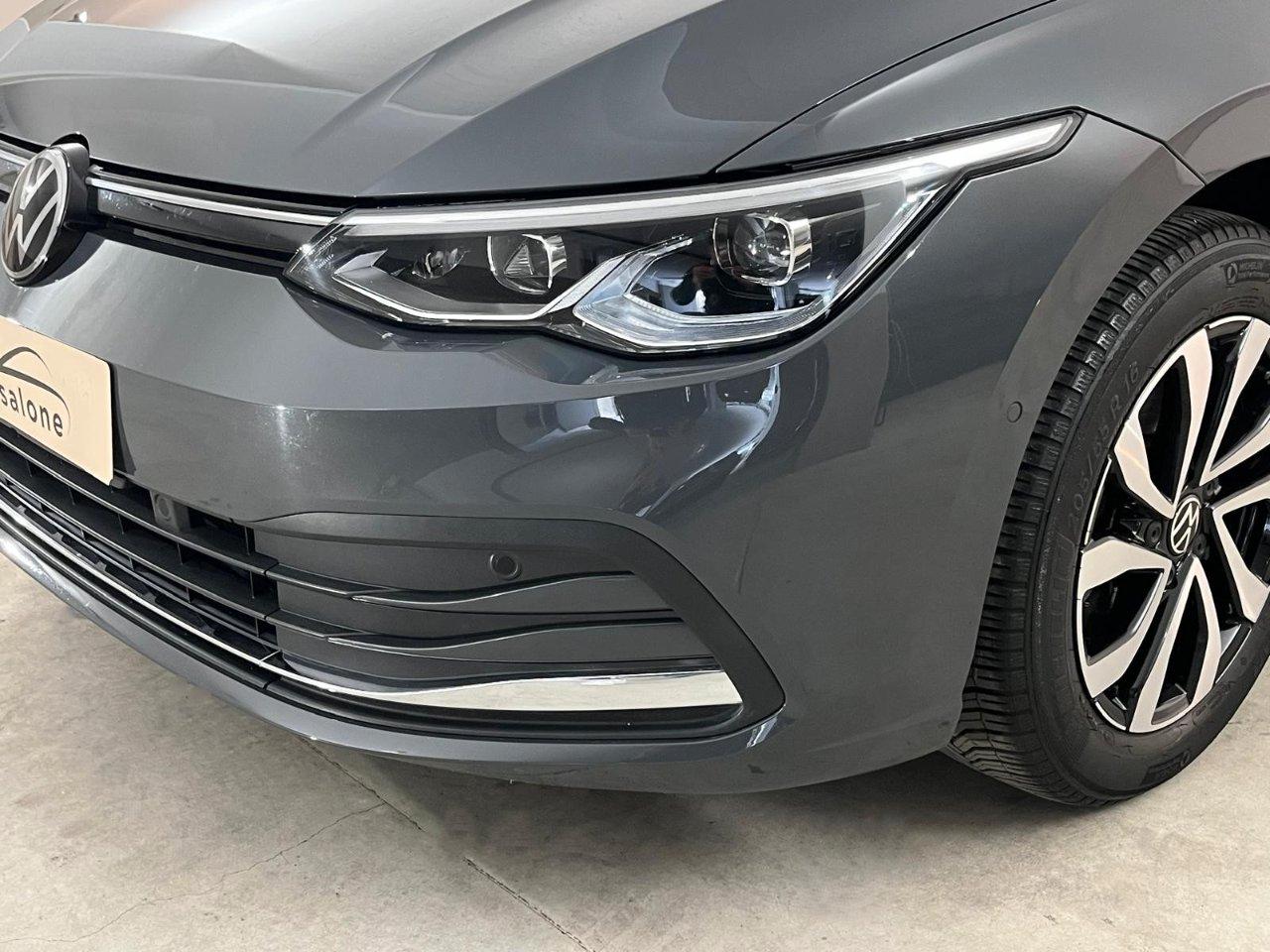 Volkswagen Golf 8 ACTIVE 1.5 TSI 150 CV 6 MARCE