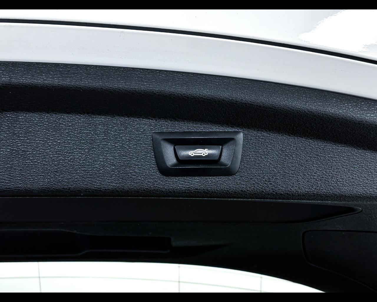 BMW X2 (F39) - X2 xDrive25e Business-X