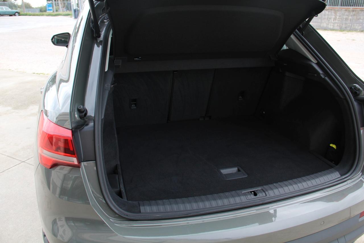 Audi Q3 SPB TDI S tronic Business (KW 110 - CV 150)