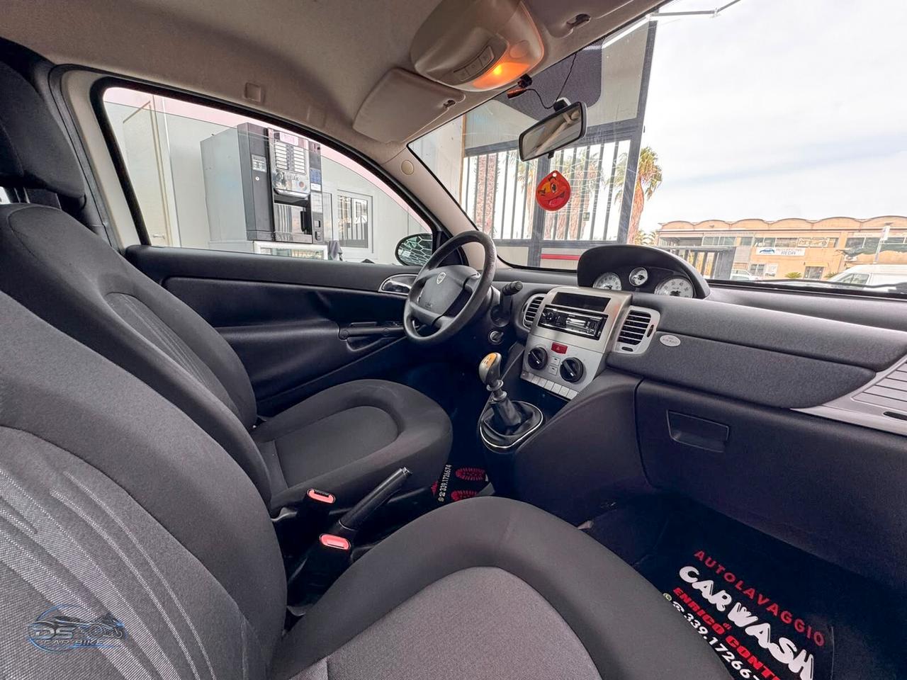 Lancia Ypsilon 1.2 69 CV Elle
