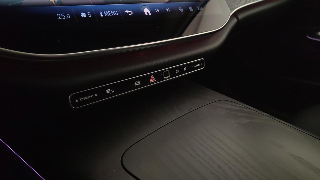 Mercedes-Benz E 220 d 4MATIC