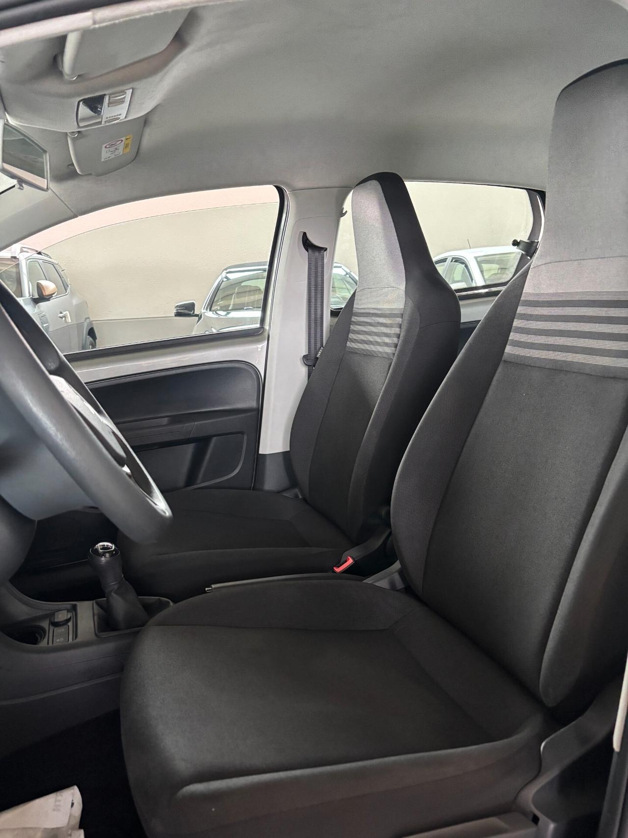 Volkswagen up! 1.0 75 CV 5p. high