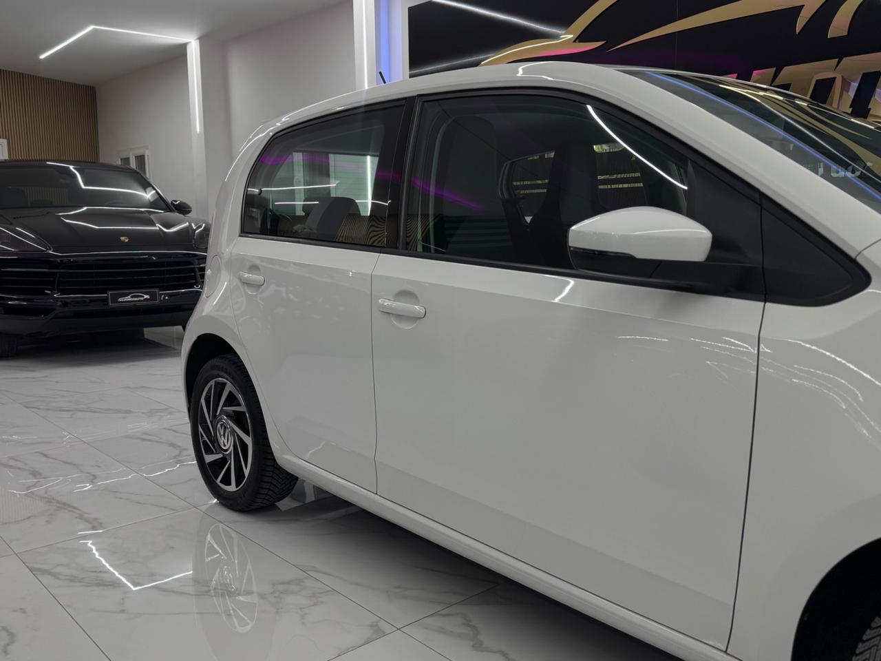 Volkswagen up BlueMotion Technology Full Opt