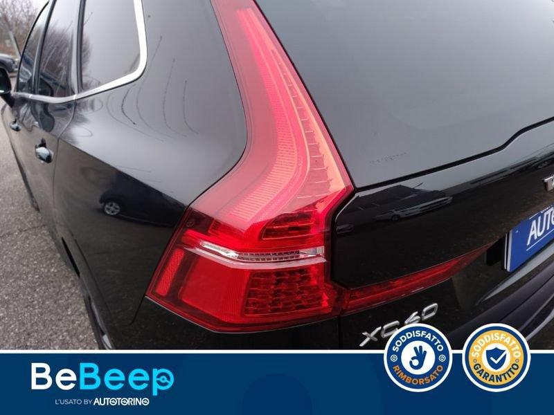 Volvo XC60 2.0 B4 MOMENTUM PRO AUTO