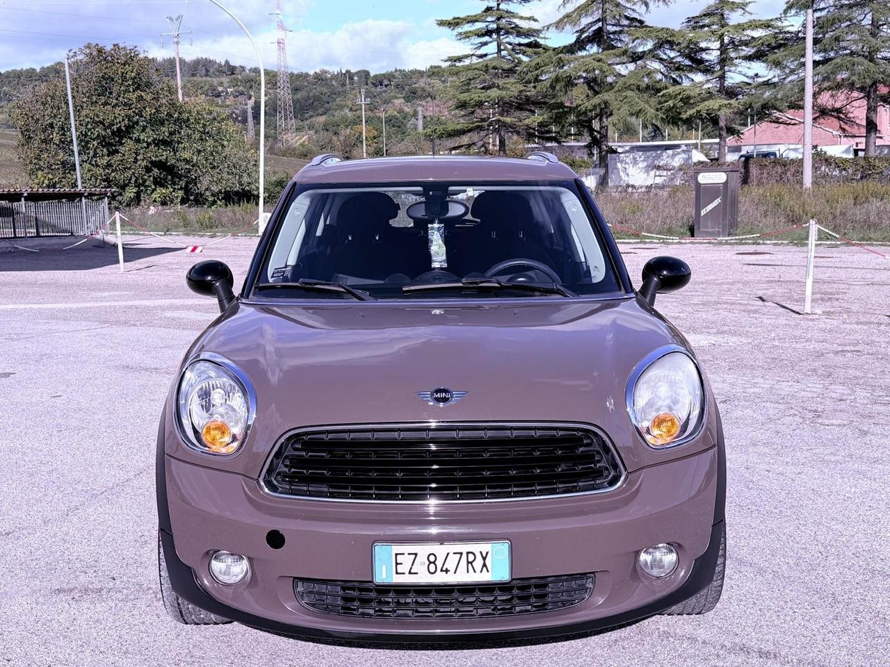 Mini Countryman 1.6 Cooper D Ok neopatentati