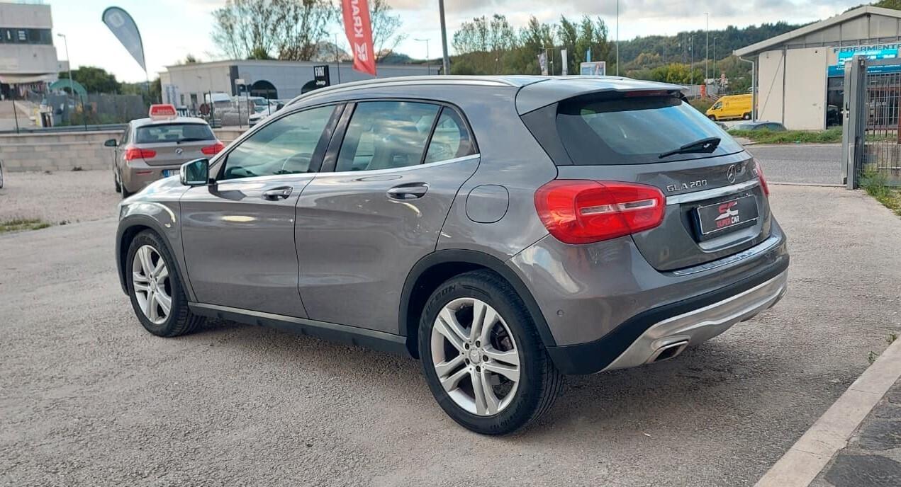 Mercedes-benz GLA 200 CDI Automatic Premium