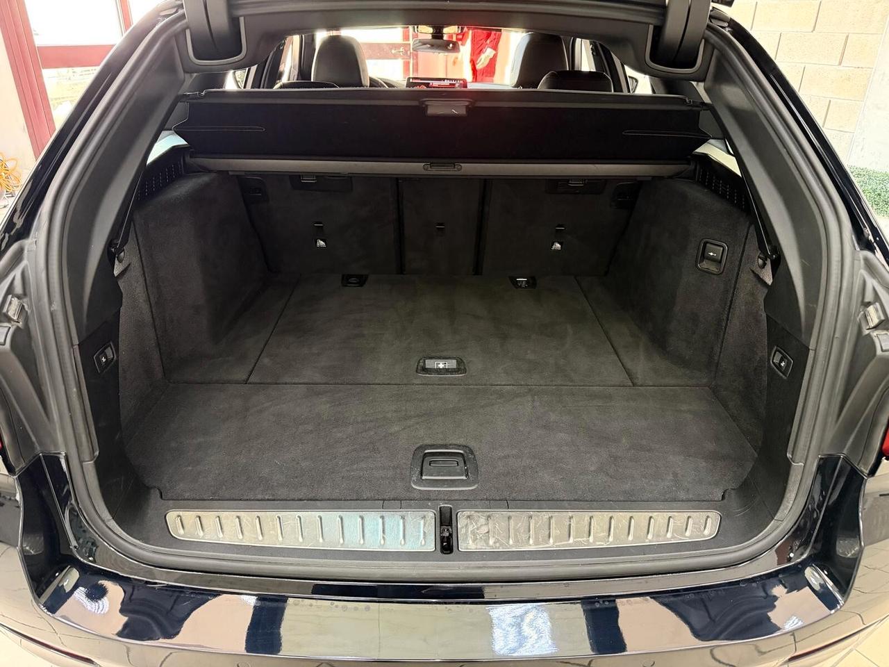 Bmw 518d 48V Touring Msport - FULL OPTIONAL