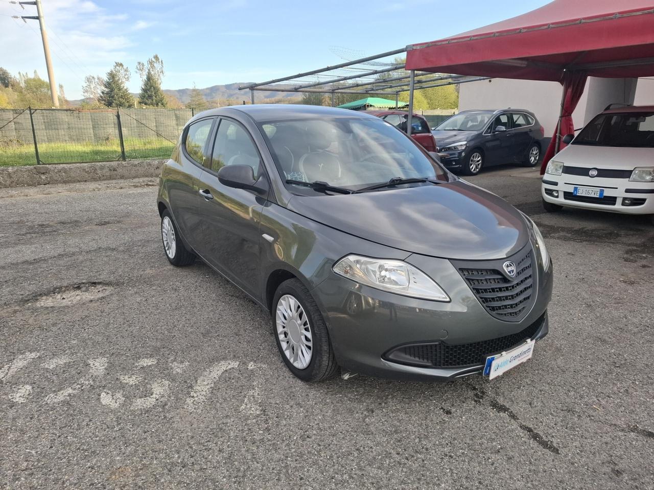 Lancia Ypsilon 1.2 69 CV Platinum