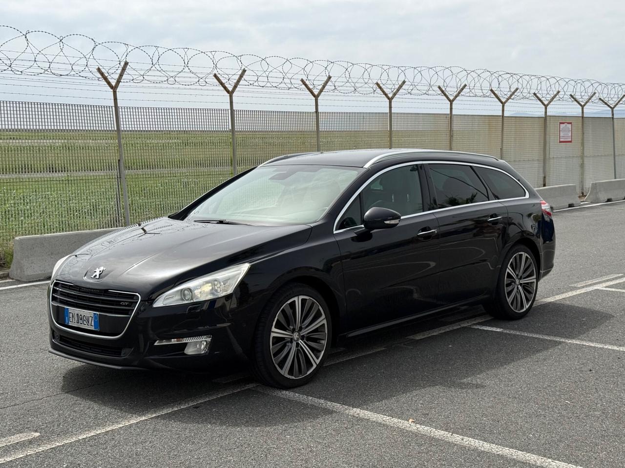Peugeot 508 2.2 HDi 204CV-GT LINE-FULL-PERMUTABILE