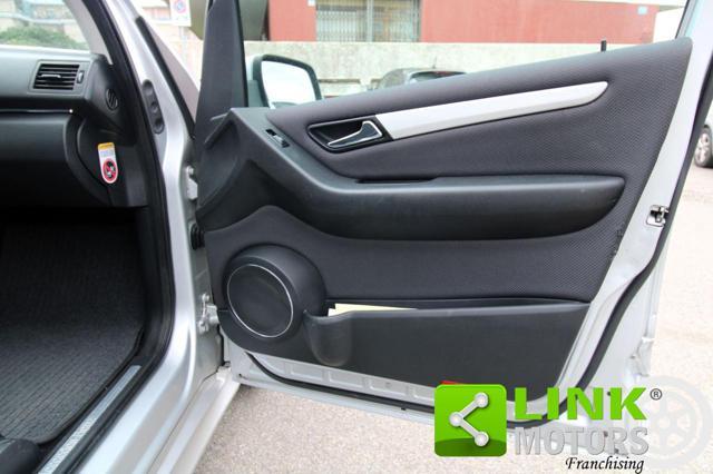 MERCEDES-BENZ B 180 CDI Premium