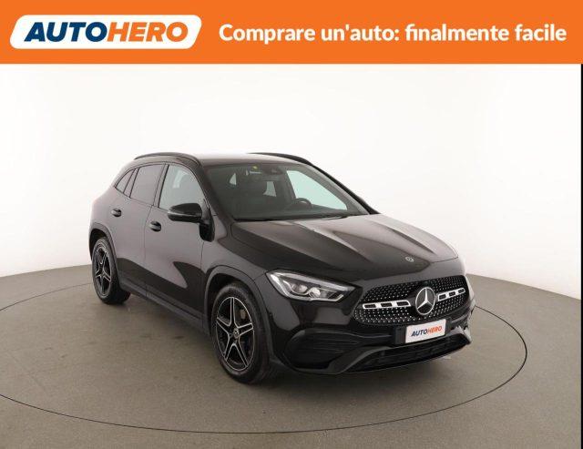MERCEDES-BENZ GLA 180 d Automatic Premium