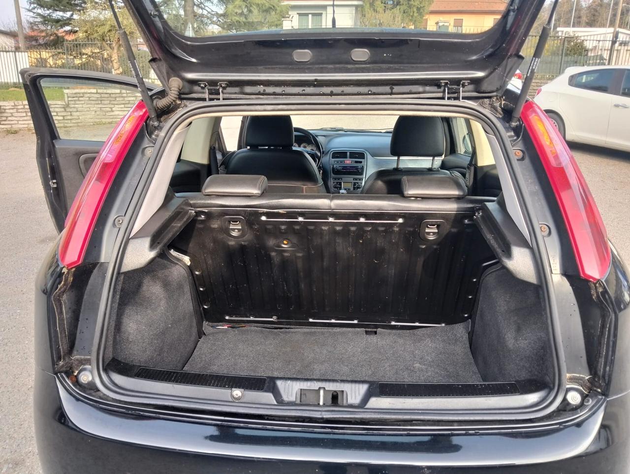 Fiat Grande Punto 1.9 MJT 130 CV 3 porte Sport