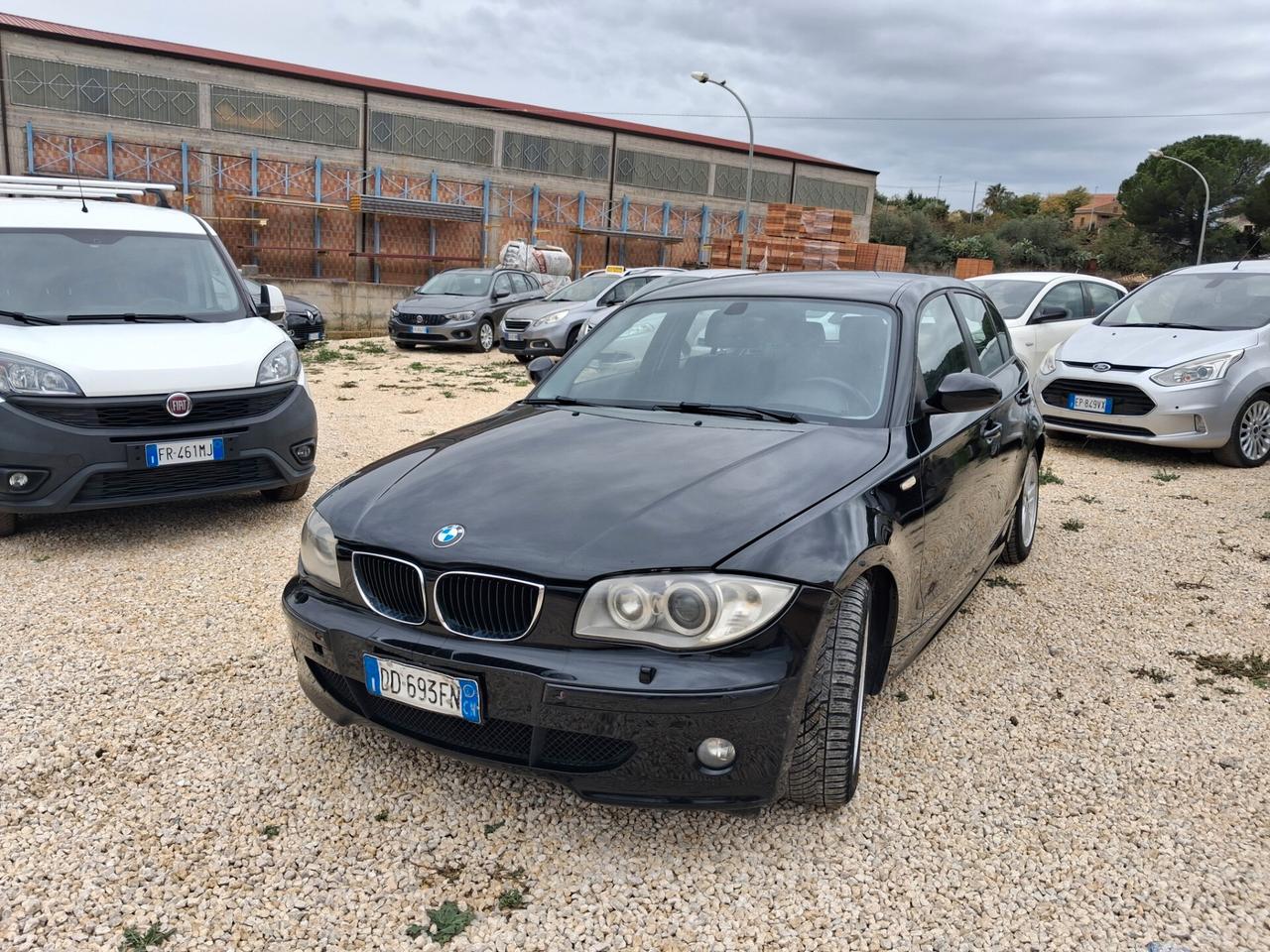 Bmw 118 118d cat 5 porte Attiva