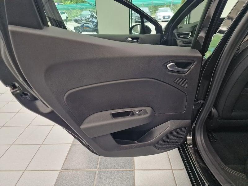 Renault Clio 1.0 TCe 67KW TECHNO - IVA ESPOSTA