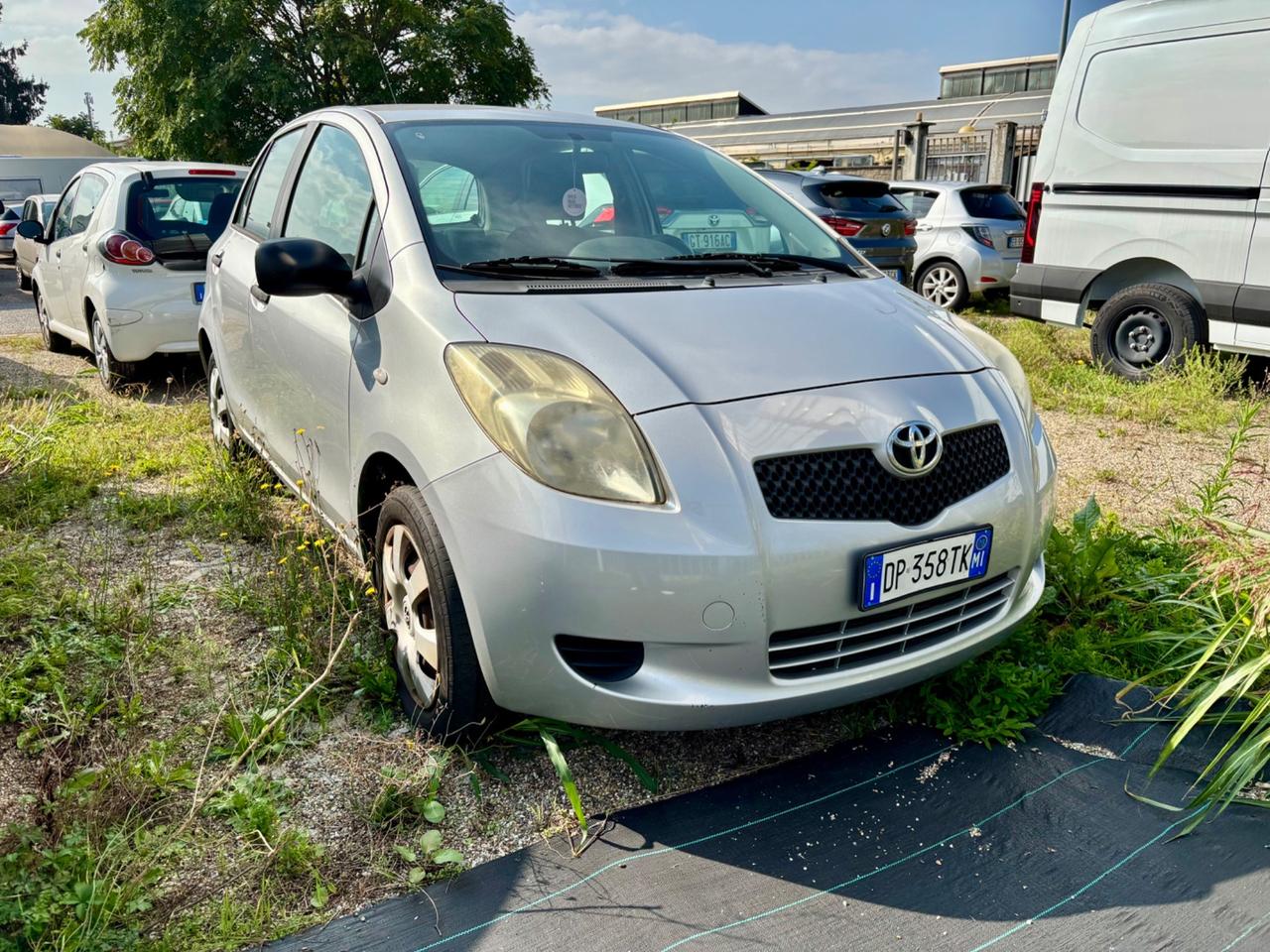 Toyota Yaris 1.0 5 porte Now
