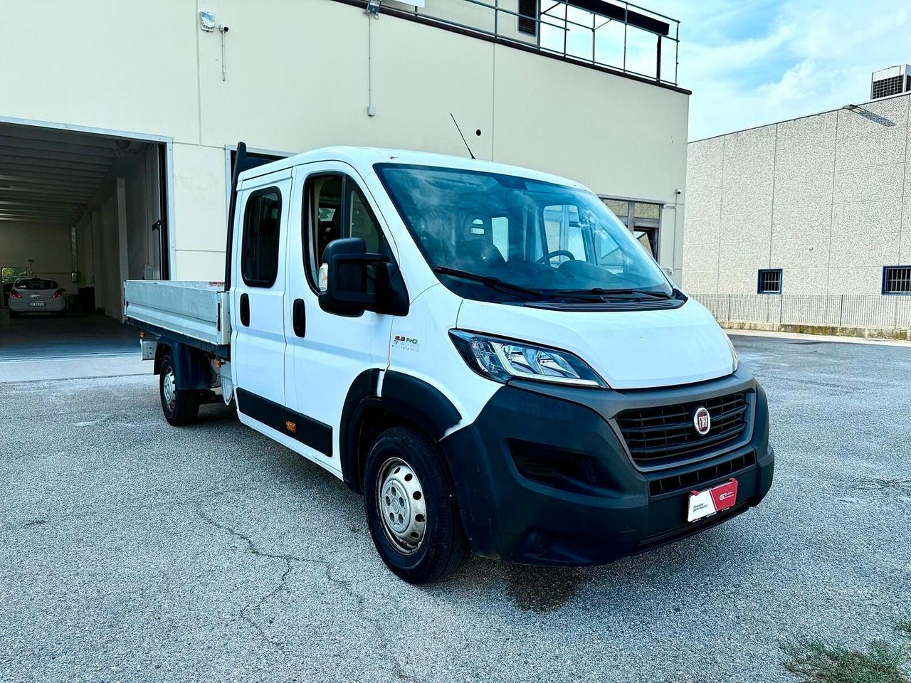 Fiat Ducato 35 2.3 MJT 140CV PLM-SL-DC Cabinato Maxi 7 POSTI