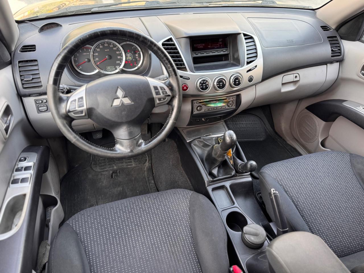 Mitsubishi L200 2.5 DI-D/178CV DC Intense Plus