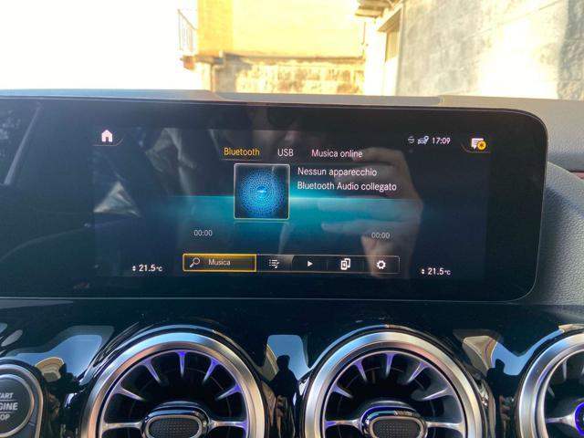 MERCEDES-BENZ GLA 200 d Automatic Premium Amg PACK NIGHT