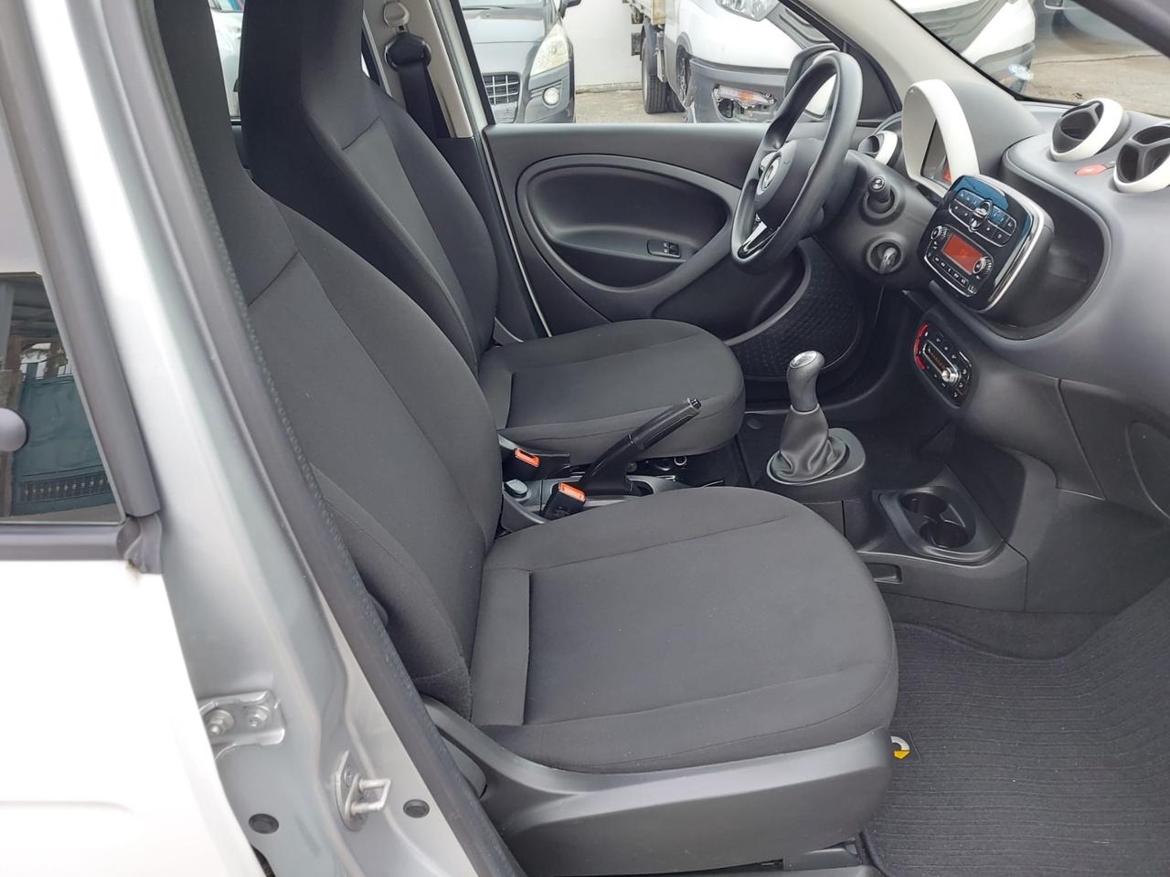 Smart Forfour 1.0 benz/71cv-km 44000-12/2017