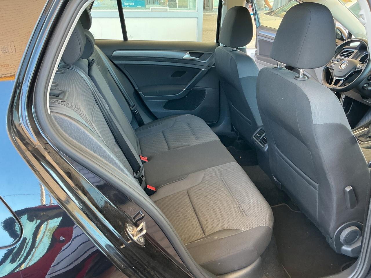 Volkswagen Golf 2.0 TDI DSG 5p. Executive BlueMotion Technology