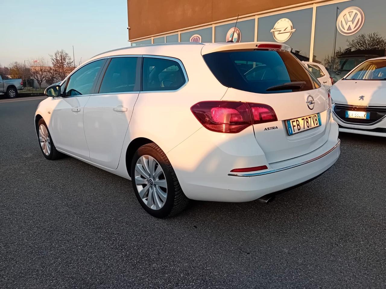 Opel Astra Sports Tourer 1.4 t Cosmo Gpl Tech 140cv E6