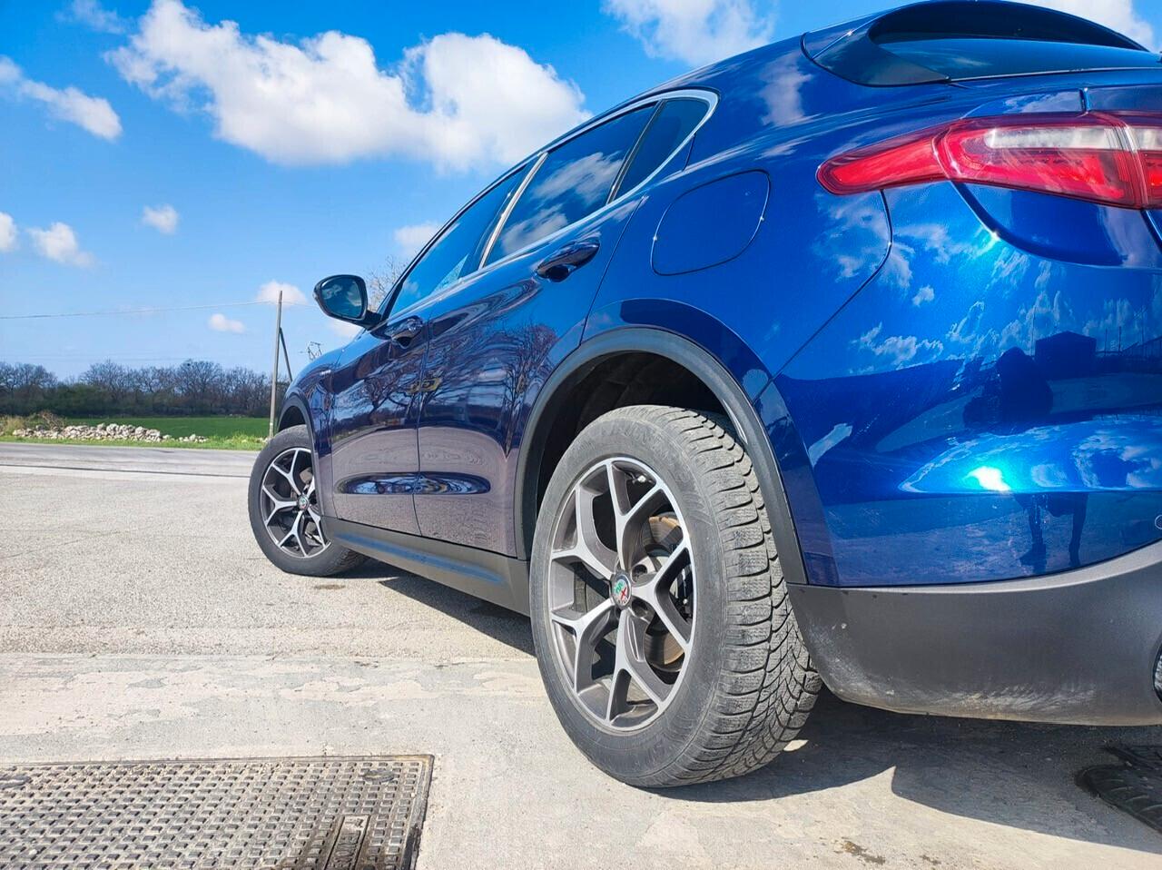 Alfa Romeo Stelvio 2.2 Turbodiesel 210 CV AT8 Q4 Super