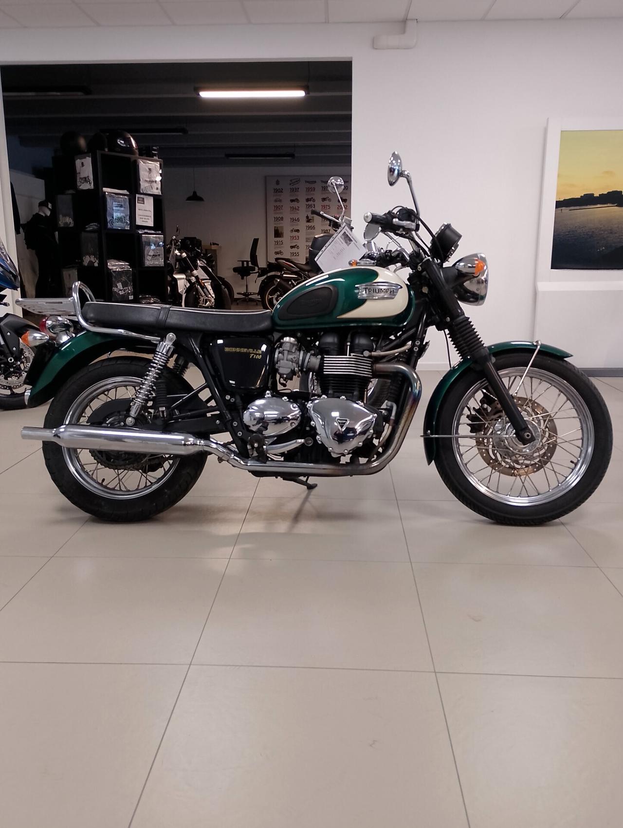 Triumph Bonneville T100
