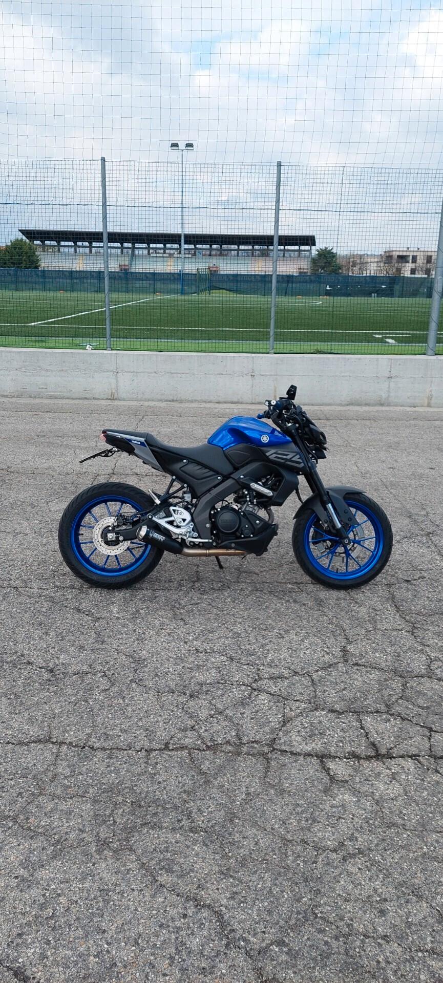 YAMAHA MT 125 ABS MOTORE RIFATTO NUOVO IN RODAGGIO KM0 FATTURA DIMOSTRABILE