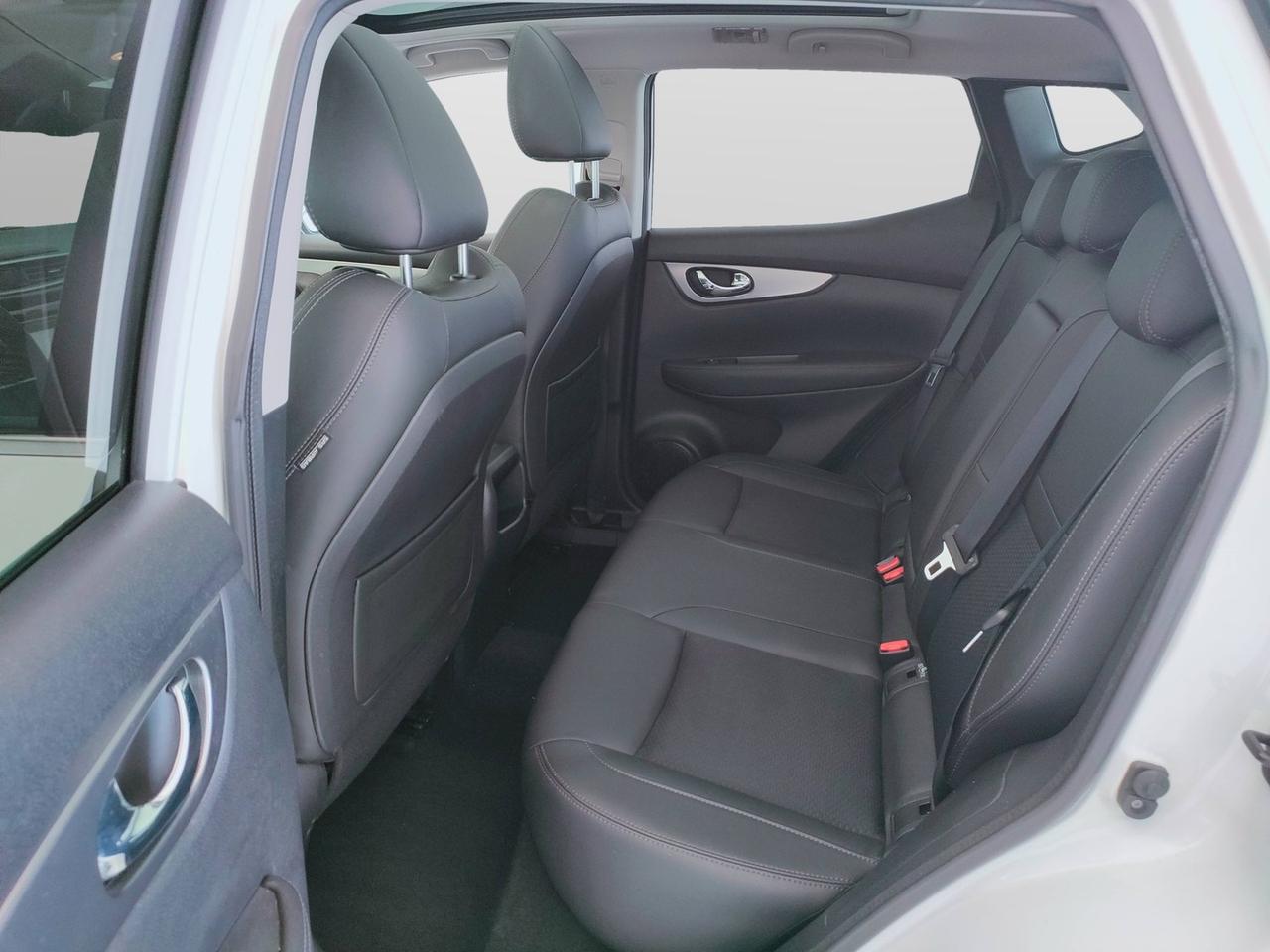 NISSAN Qashqai II 2017 - Qashqai 1.6 dci Tekna 2wd 130cv xtronic
