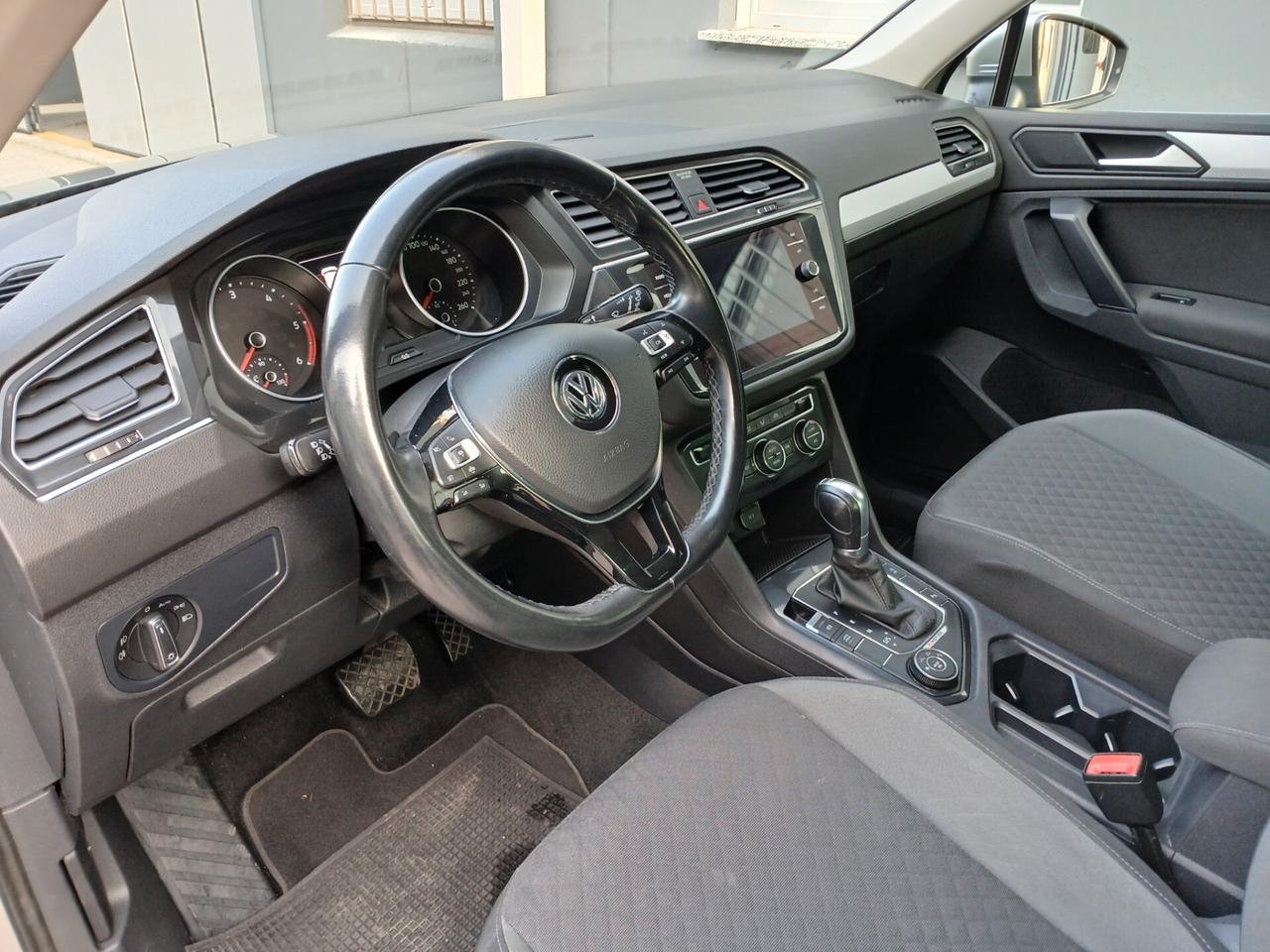 Volkswagen Tiguan 2.0 TDI SCR DSG Advanced Technology* DSG*EURO6*NAVI*CERCHI