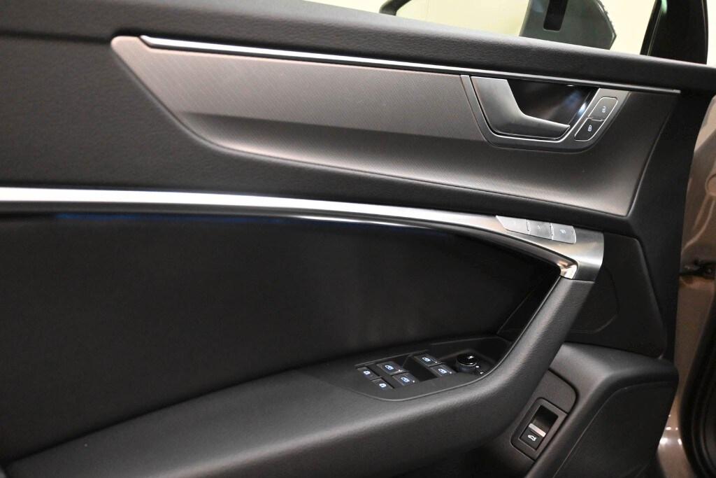 AUDI A6 5ª serie A6 Avant 40 2.0 TDI quattro u...