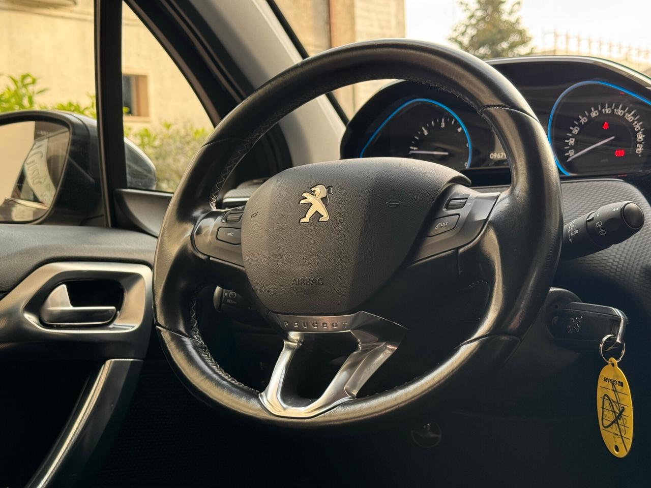 Peugeot 2008 1.6 BlueHDi 120 cv S&S Allure