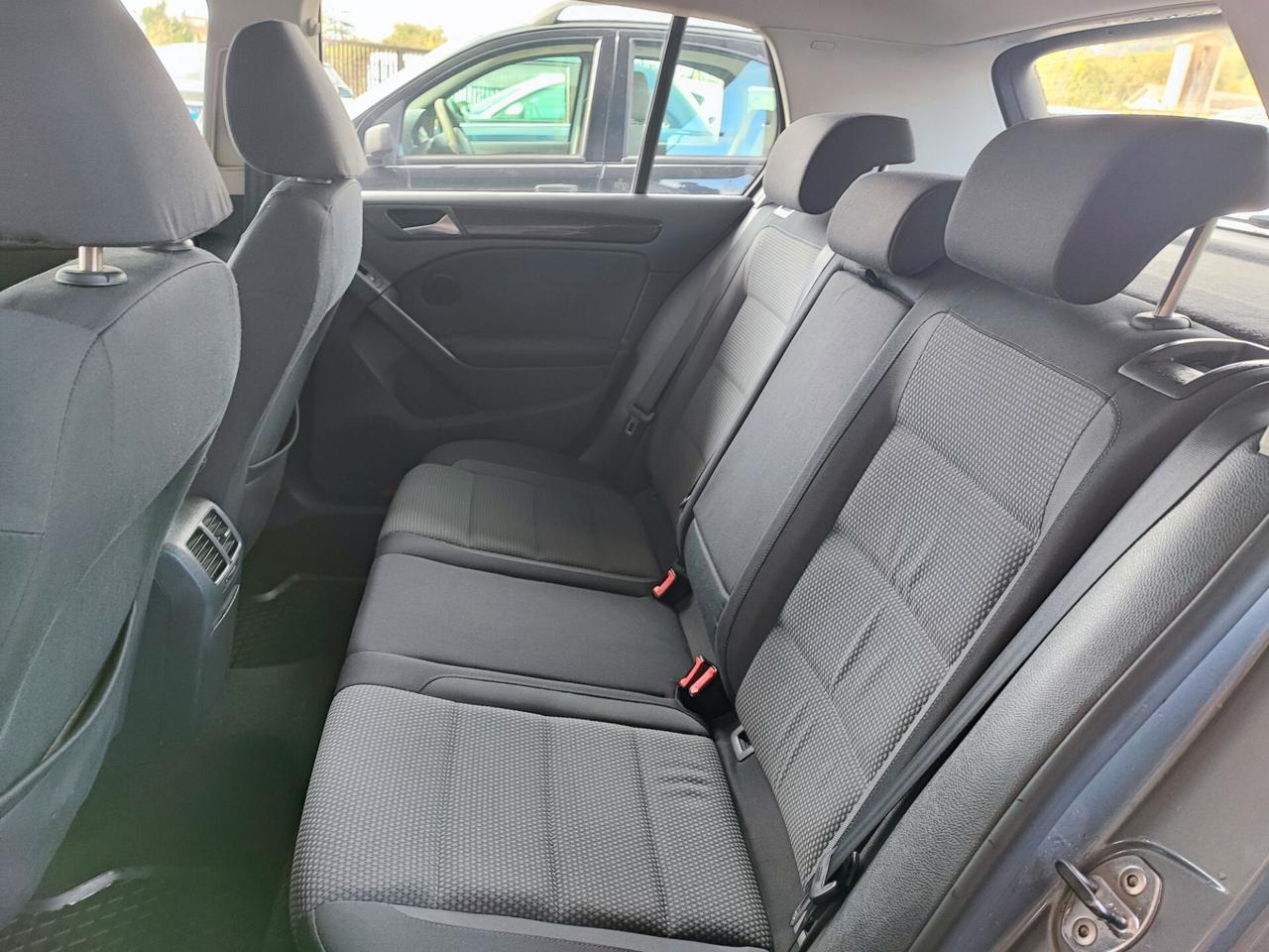 Volkswagen Golf 1.6 5p. Comfortline