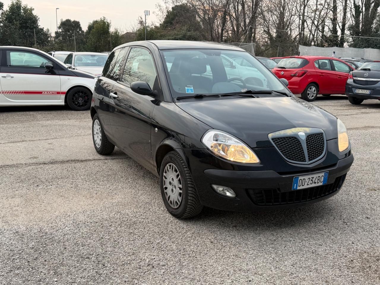 Lancia Ypsilon 1.3 Multijet 16V Platino