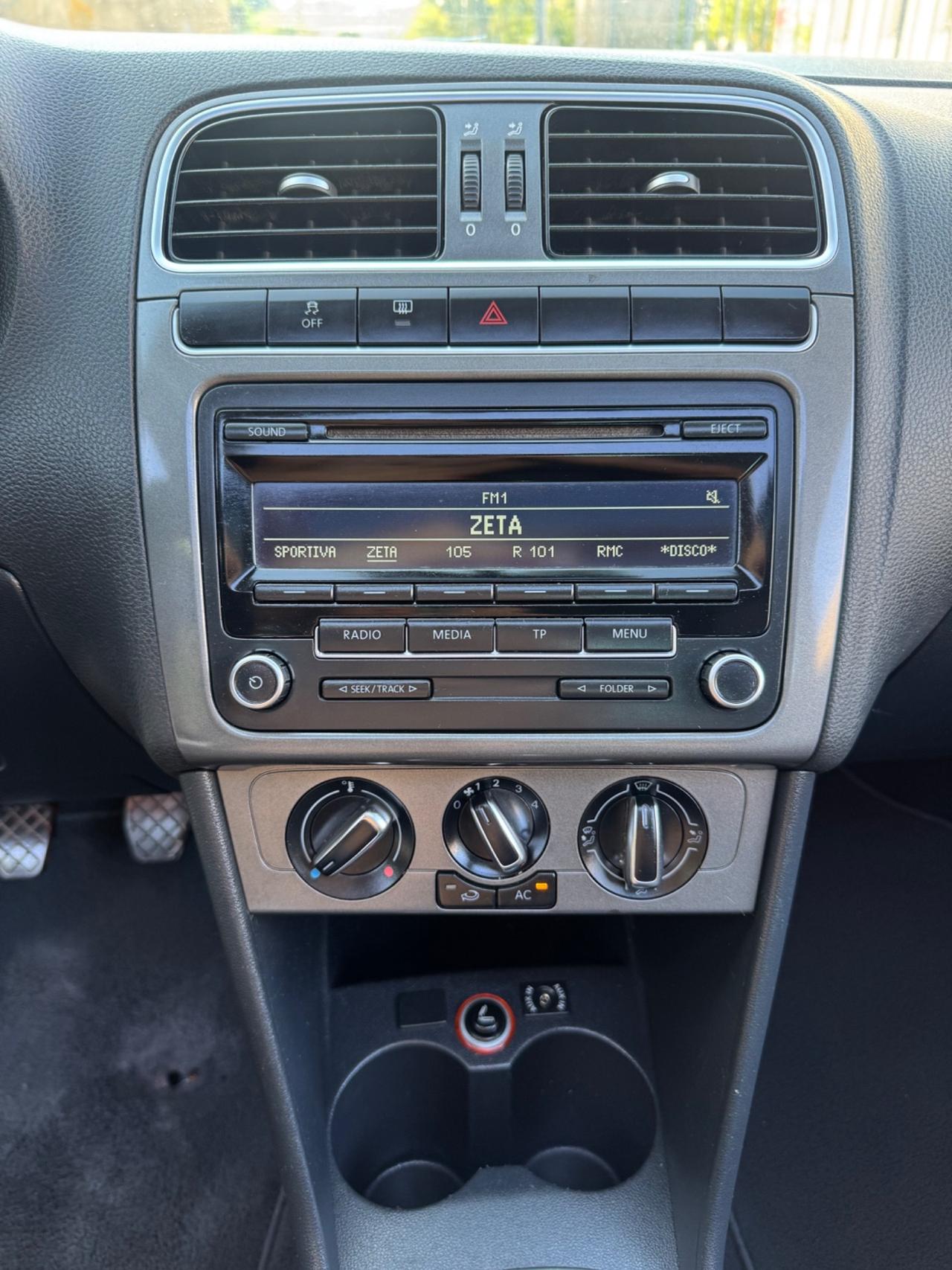 Volkswagen Polo Tetto apribile neopatentati