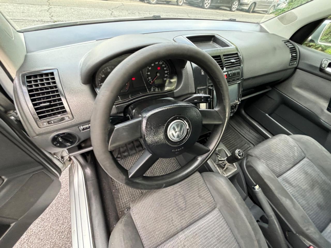 Volkswagen Polo 1.4 16V 5p. Trendline